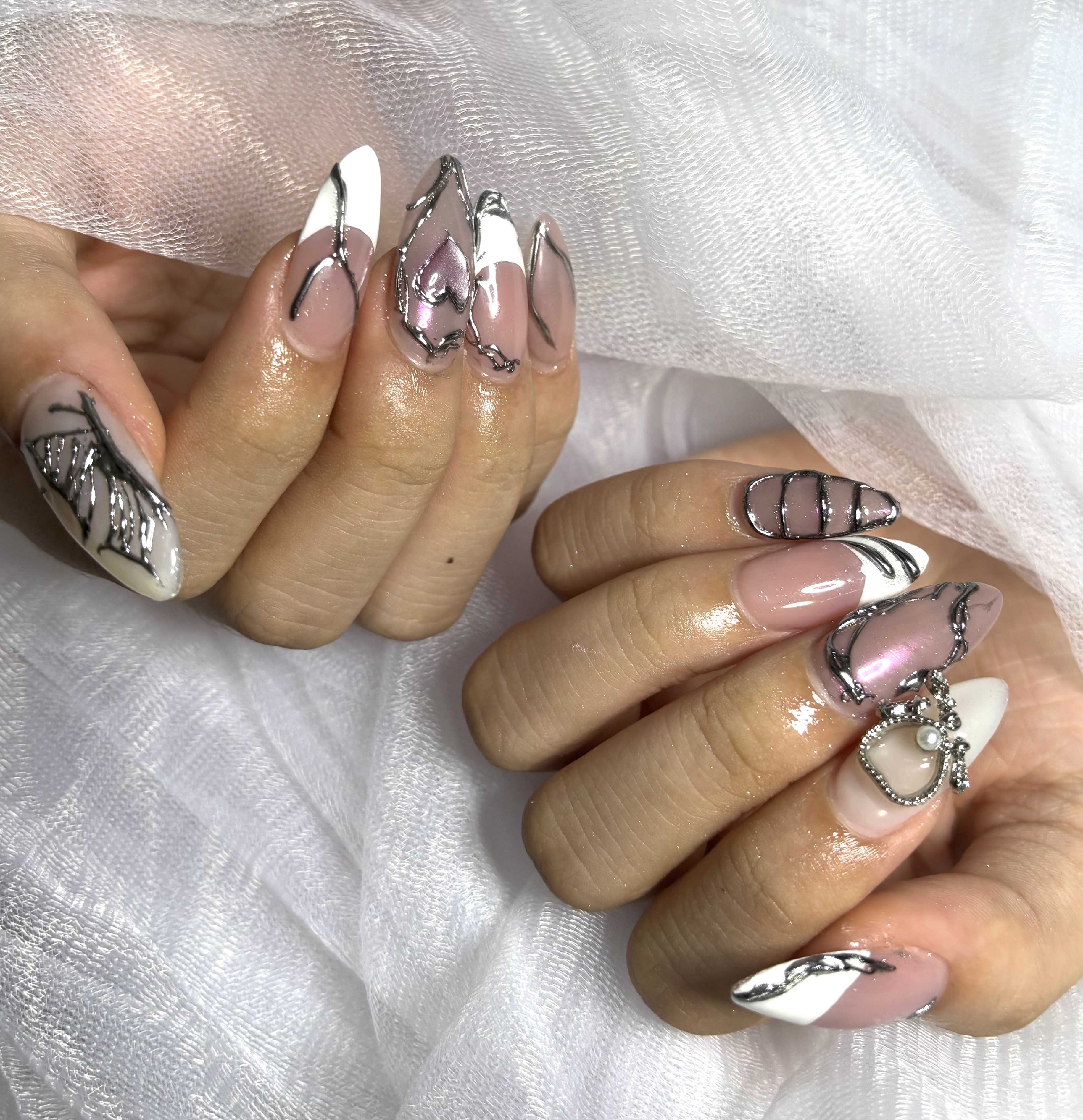 Lashnailsaffair_ photo 3