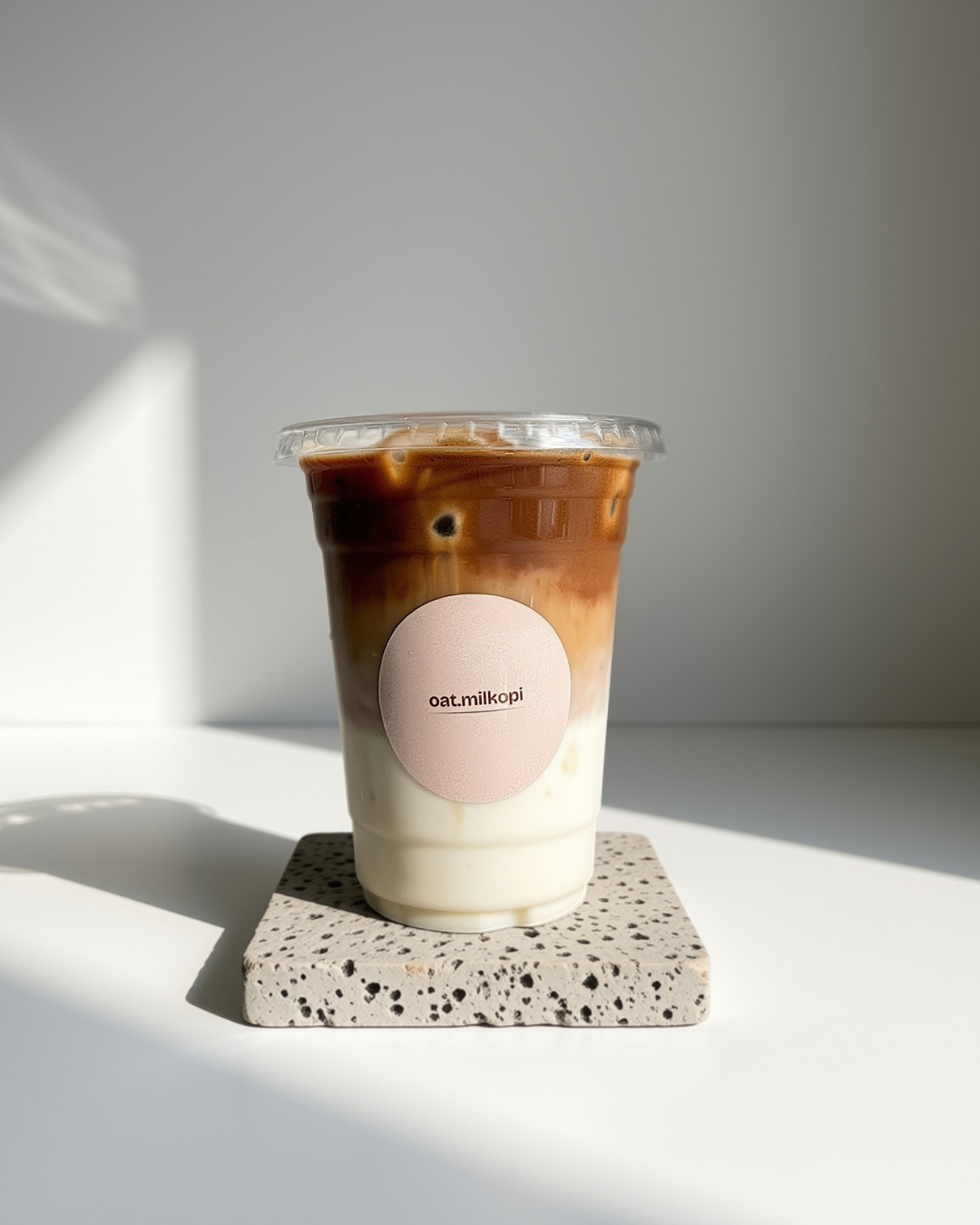 Iced Oatmilk Latte
